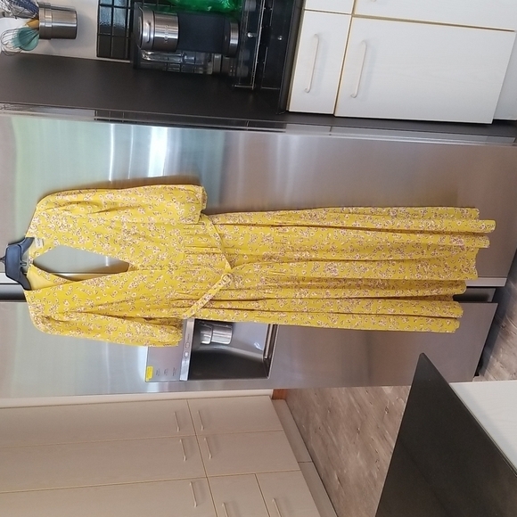 💕NICHOLAS💕 Celie Floral Print Long Dress Yellow Hastings Floral Print 10 NWOT - Picture 9 of 16